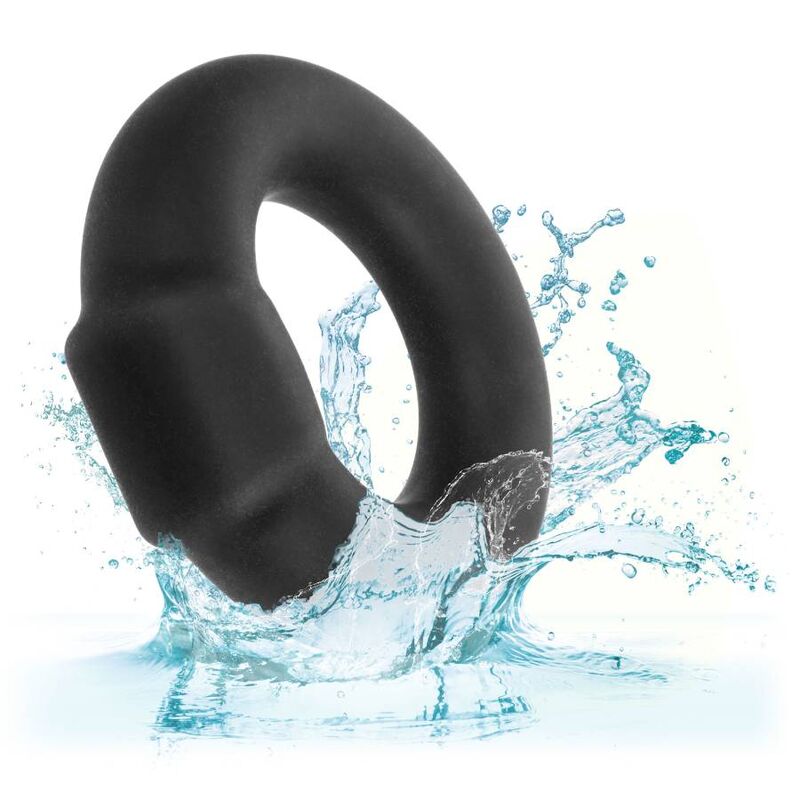 CALEXOTICS - BAGUE ALPHA OPTIMUM NOIR – Image 4