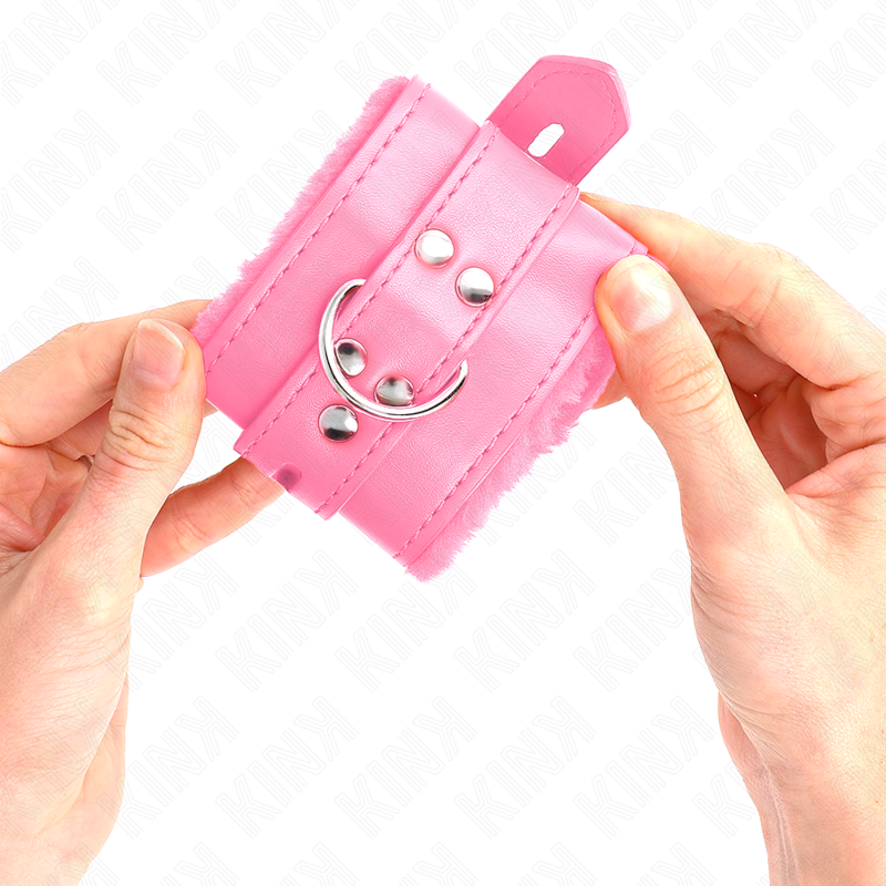 KINK - MUÑEQUERAS FORRADAS CON AGUJEROS CUADRADOS ROSA Y CORREA ROSA AJUSTABLE 17-29 CM X 6 CM - Imagen 4