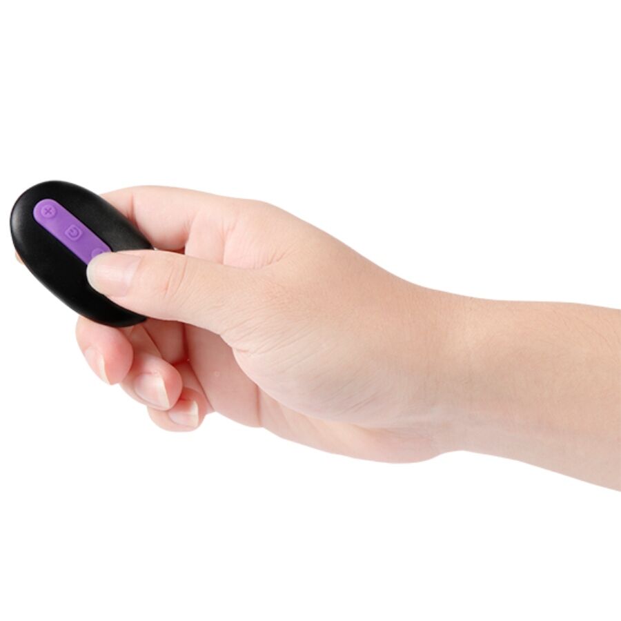 SHEQU - JULIAN DILDO ET STIMULATEUR DE CLITORIS AVEC VIBRATION ET TÉLÉCOMMANDE 16 CM – Image 8
