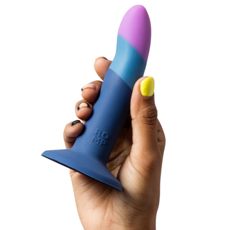 ROMP - PICCOLO ARNÉS + DILDO SILICONA CON VENTOSA TRICOLOR 14 CM - Imagen 7