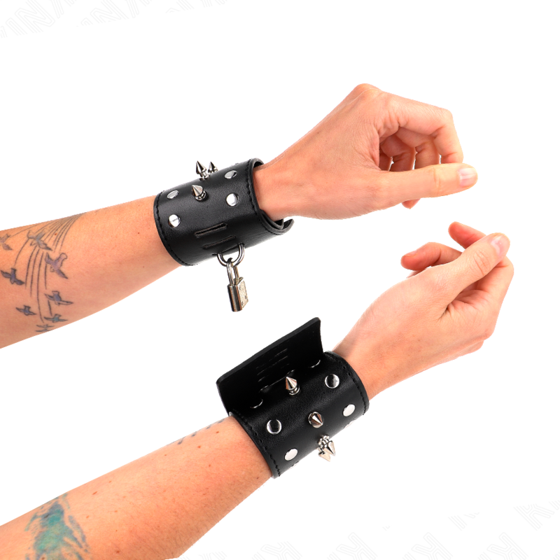 KINK - MUÑEQUERAS ESTILO PUNK CON PINCHOS 25 X 6 CM - Imagen 3